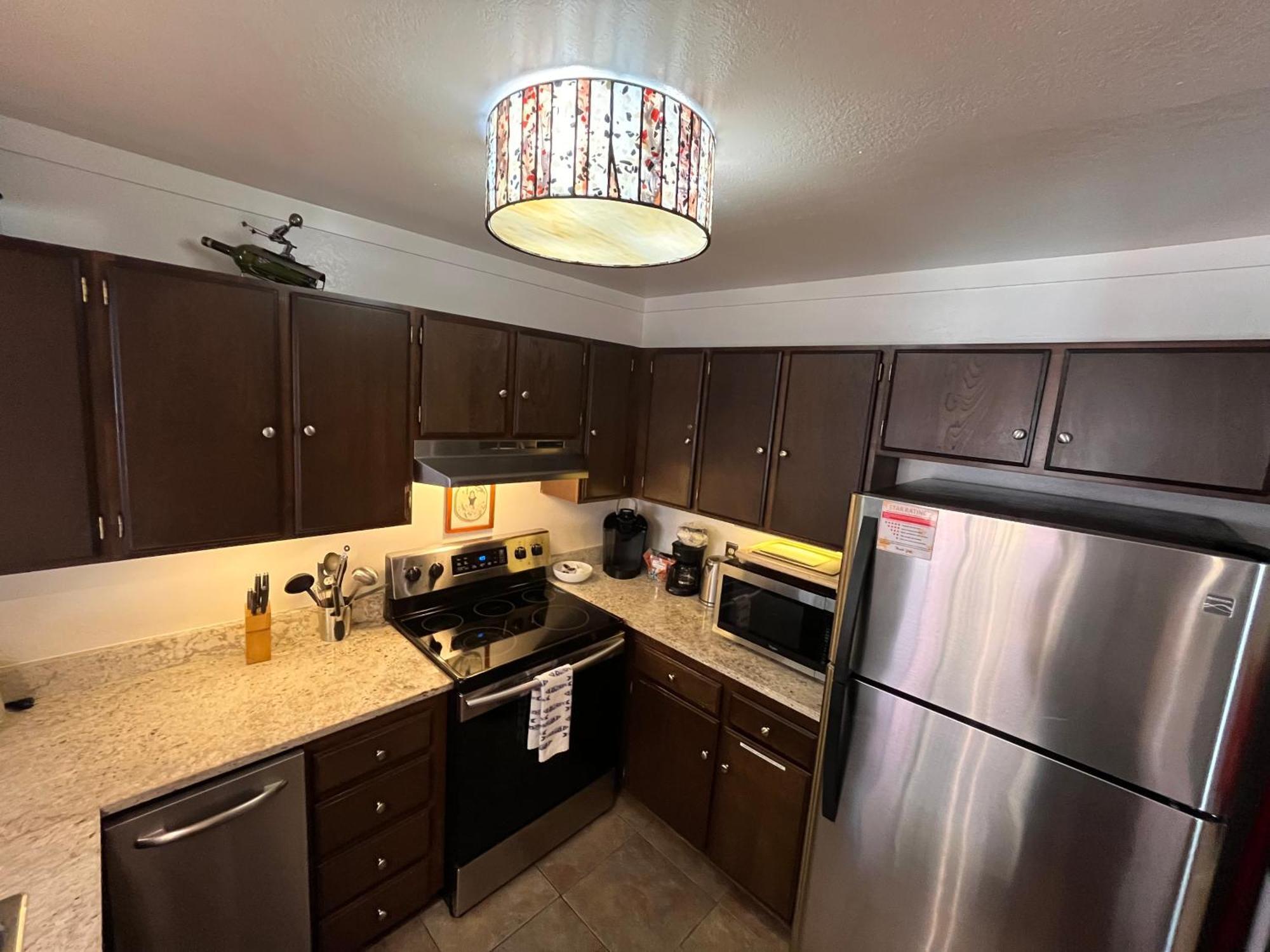 Cozy With Loft At Mammoth & Racquet Club, Hot Tub, Garage, 10 Min Walk To Lifts Appartement *